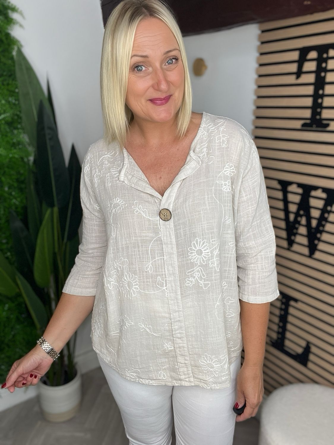 Appliqué Button Top - Stone