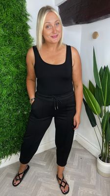 Scuba Tapered Leg Trousers - Black
