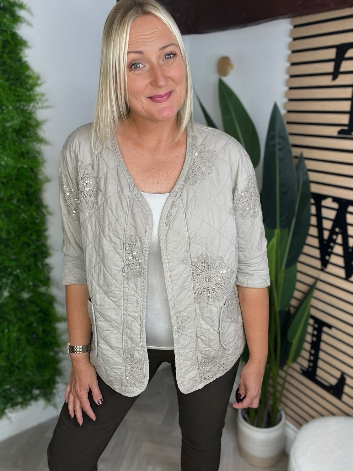 Light Quilted Edge To Edge Throw On - Stone Light Quilted Edge To Edge Throw On - Stone