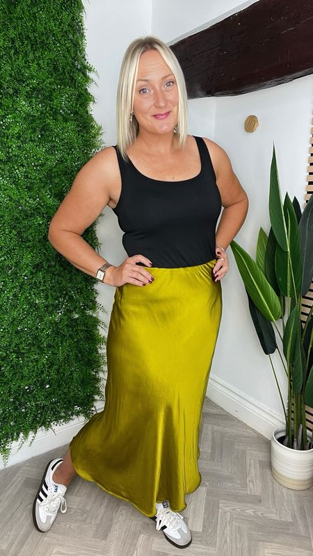 Bias Cut Silk Blend Skirt - Chartreuse Green