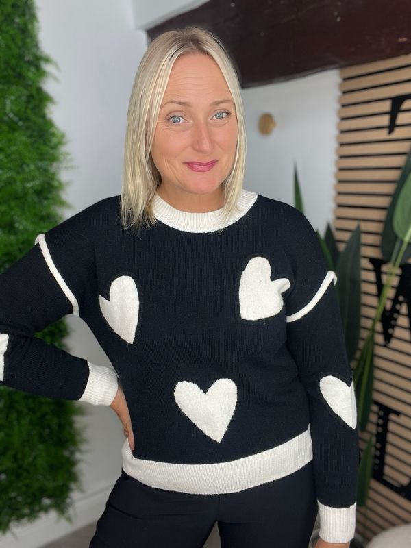 Heart Detailed Jumper - Black