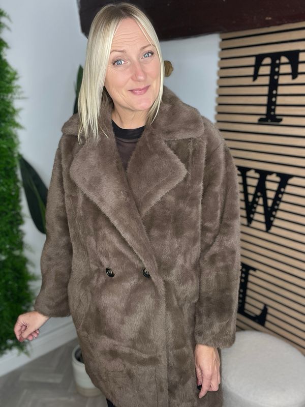 Faux Fur Relaxed Coat - Mocha
