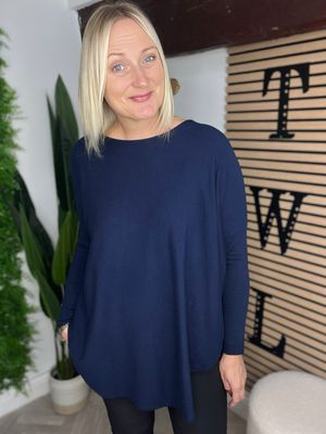 Soft Knit Curved Swing Style Hem -Navy