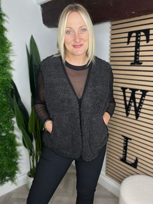 Boucle Waistcoat Edge To Edge - Chocolate