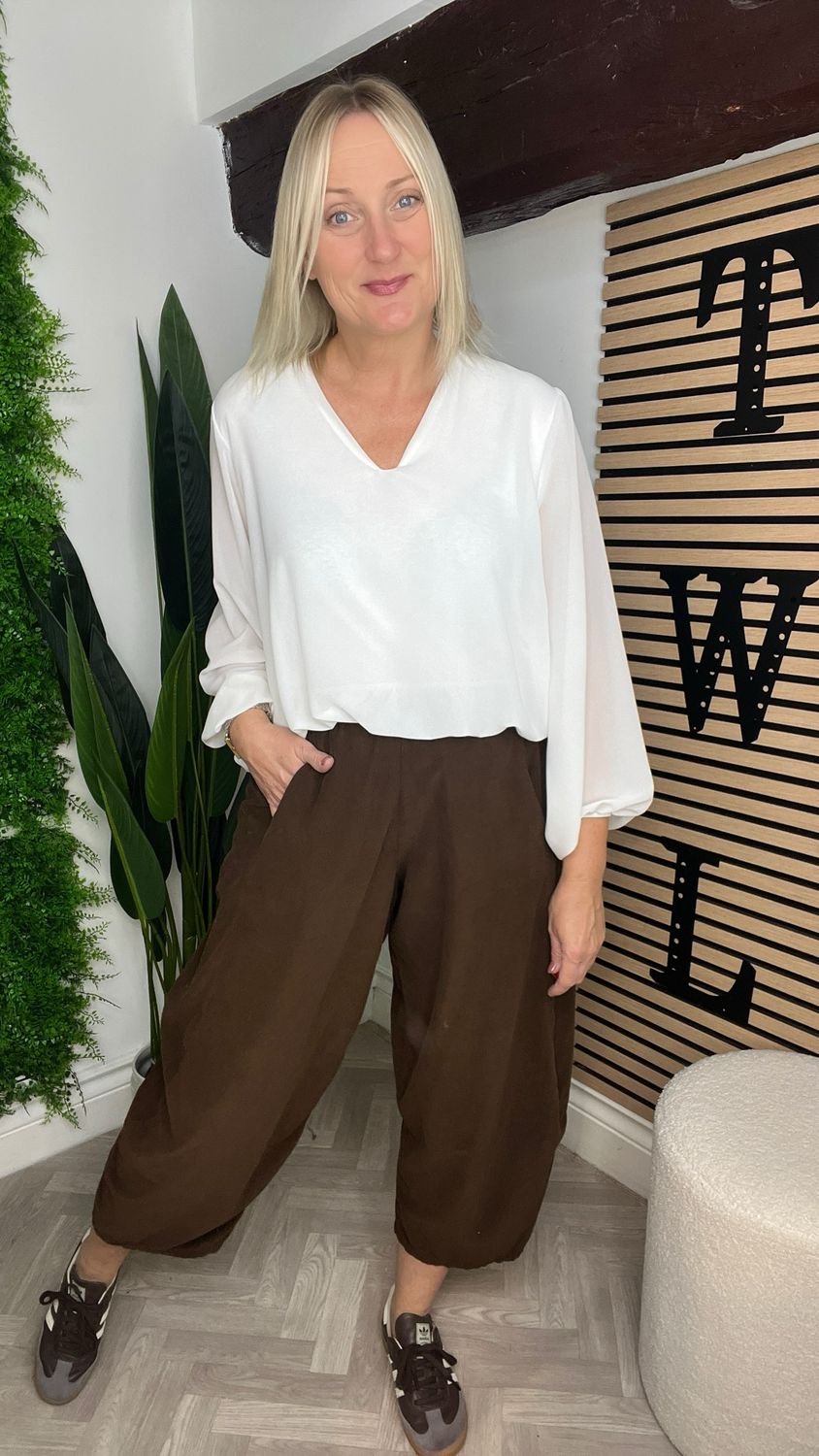 Balloon Leg Corduroy Trouser - Chocolate