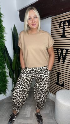 Lola Animal Print - Small Print