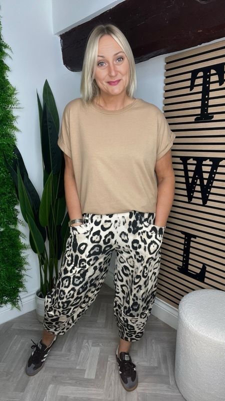 Lola Animal Print - Large Print