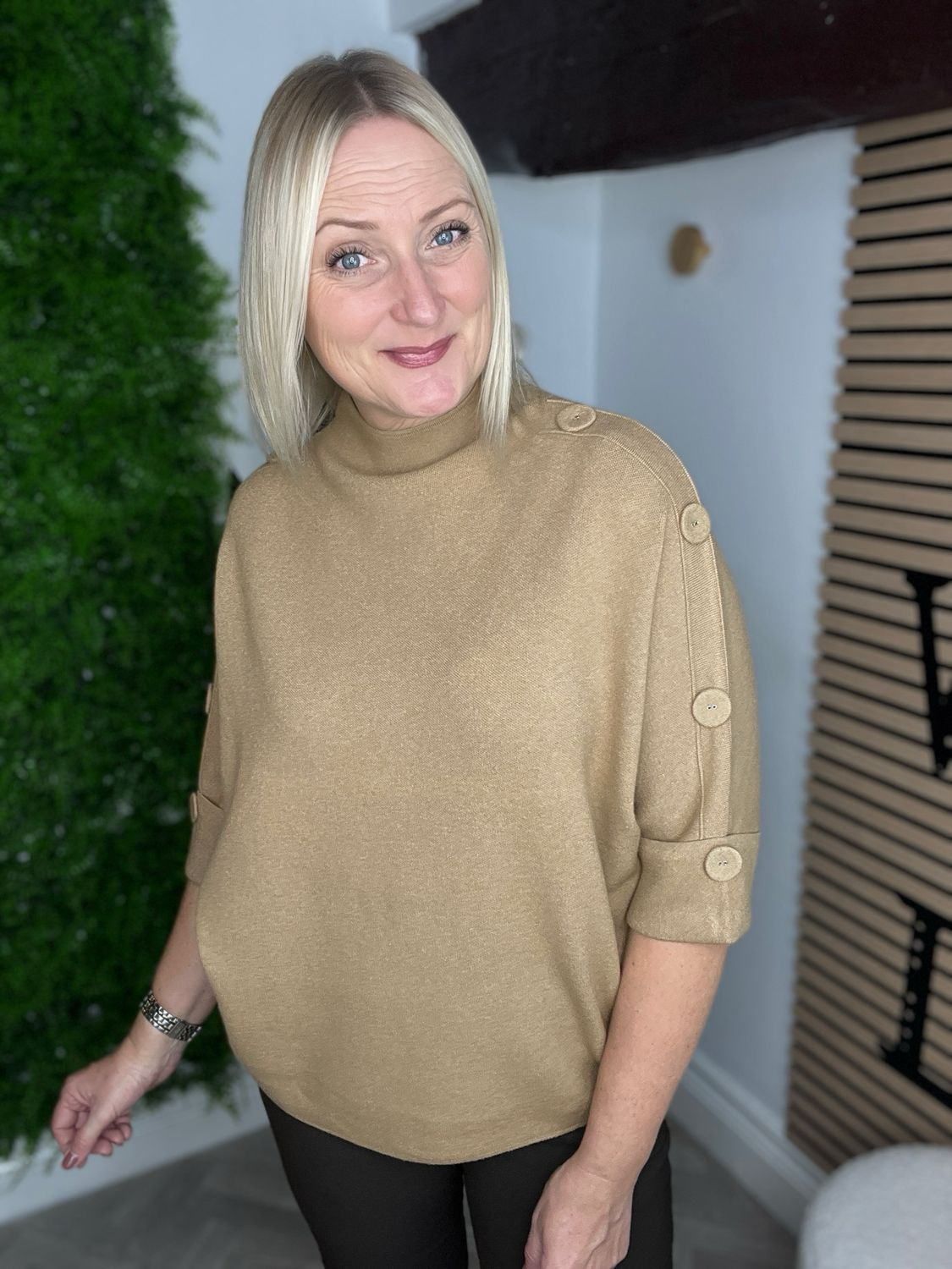 Button Turn Back Detailed Jumper - Camel