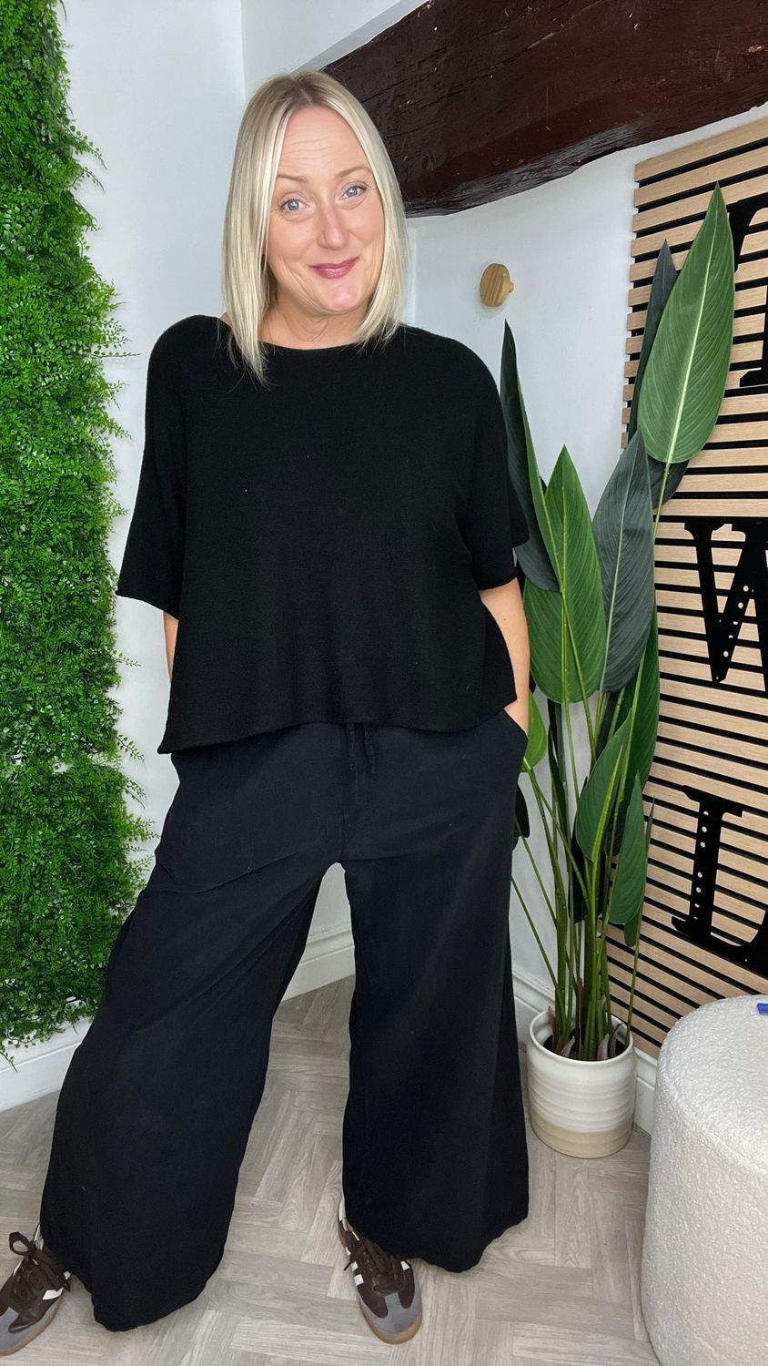 Wide Leg Corduroy Trouser - Black