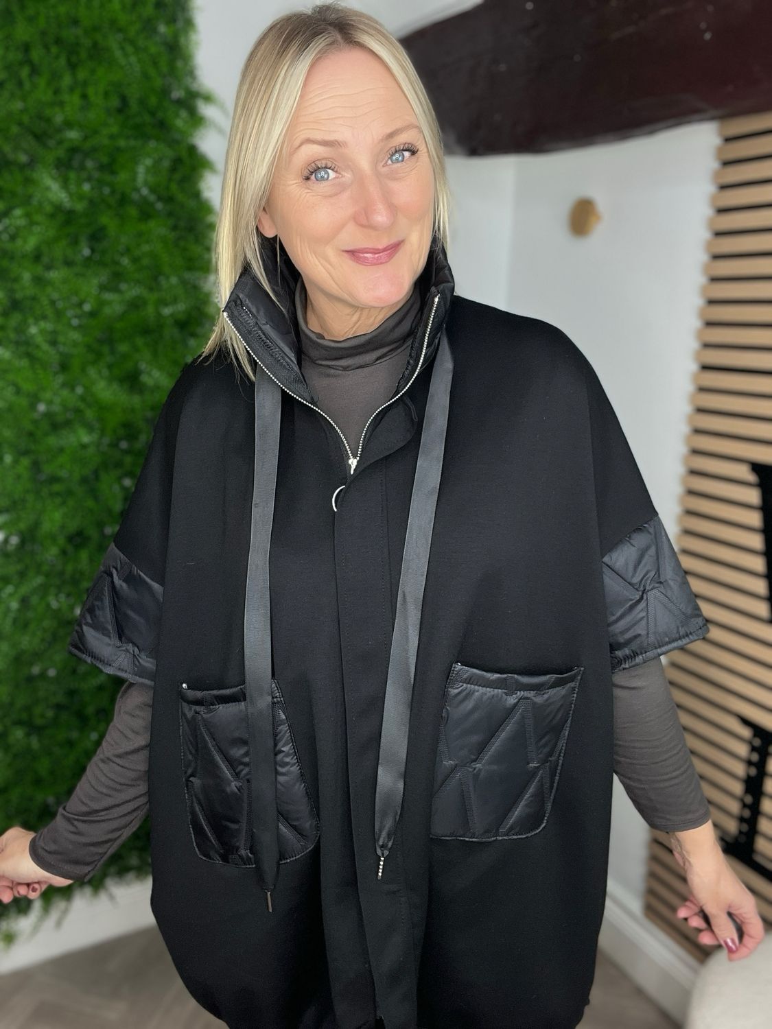 Scuba & Puffa Style Zip Jacket - Black