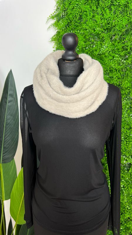 Super Soft Chenille Snood - Oatmeal