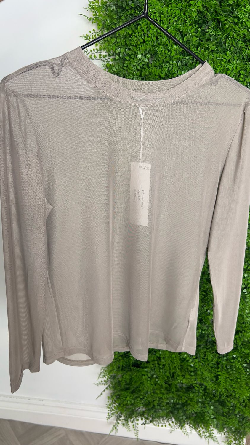 Mesh Base Layer Top - Taupe Mesh Base Layer Top - Taupe