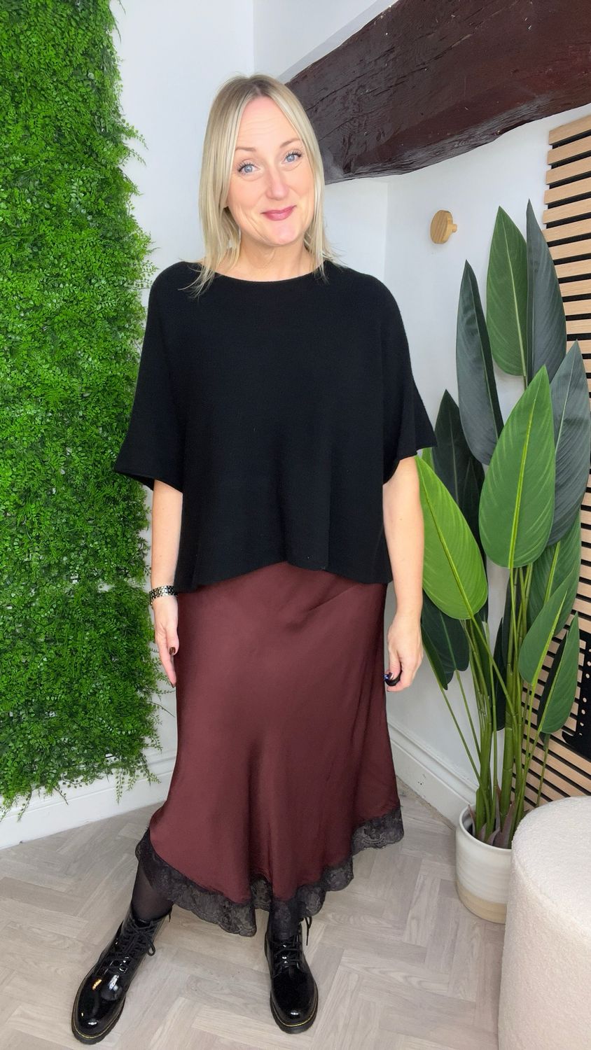 Bias Cut Silk Skirt With Lace Trim - Wine