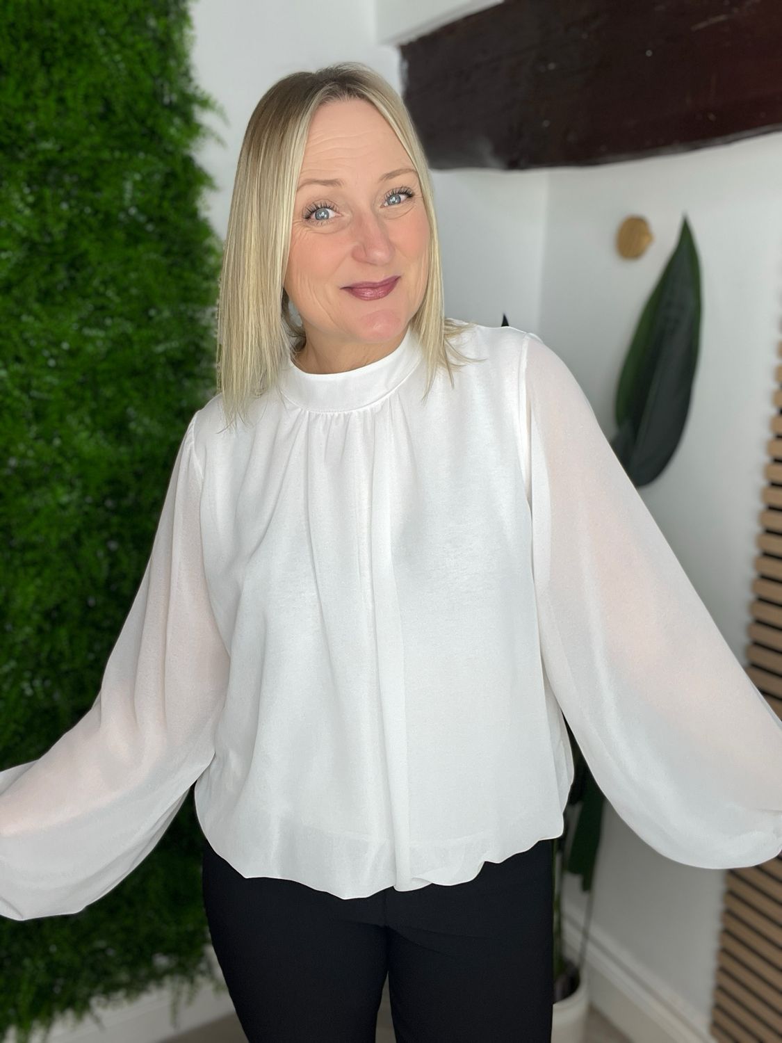 Bubble Hem Blouse - White