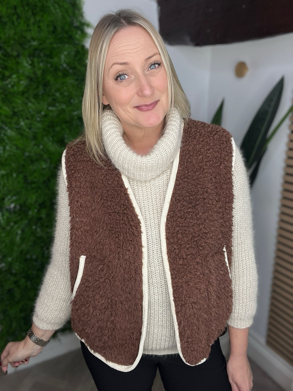 Boucle Waistcoat Edge To Edge - Chestnut ( SALE NONE RETURNABLE ) Boucle Waistcoat Edge To Edge - Chestnut ( SALE NONE RETURNABLE )