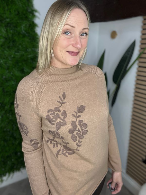 Rose Appliqué Fine Knit - Camel