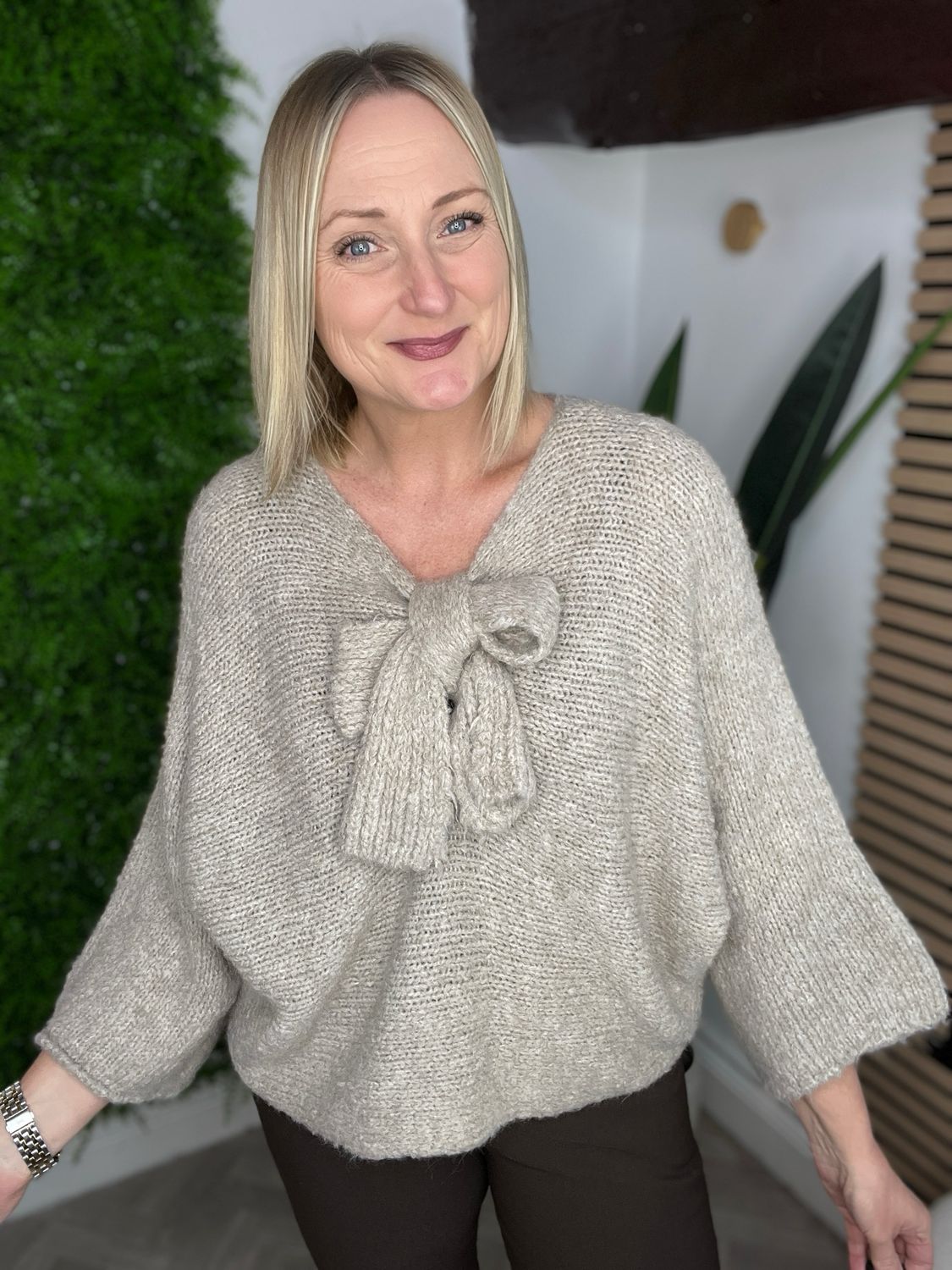 Bow Detail Soft Knit - Biscuit