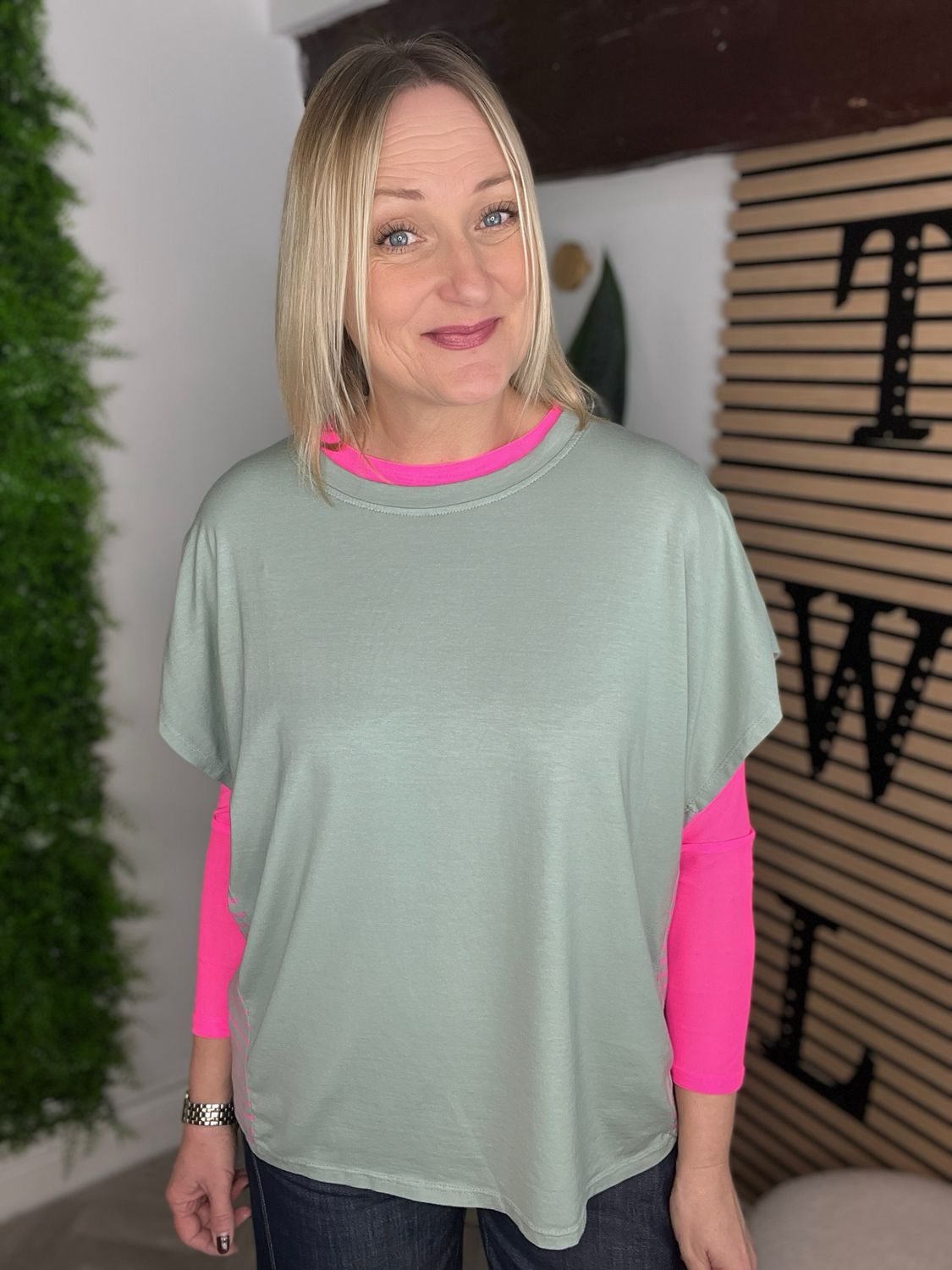 Relaxed Fit Tee With Neon Stripe - Khaki