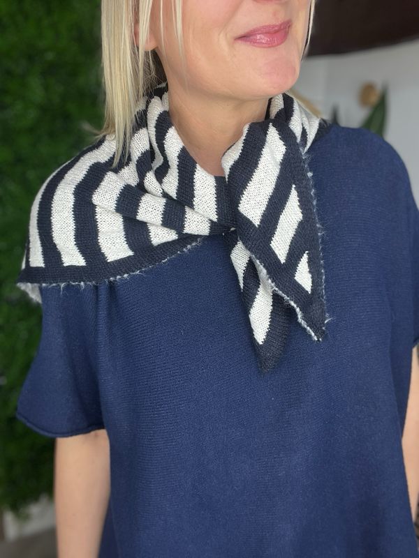 Shawl Scarf Double Sided - Navy & Cream