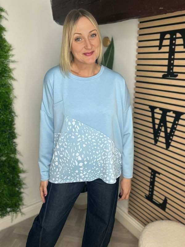 Scuba Animal Detail Top - Blue