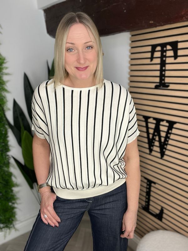 Bubble Hem Striped Knit Top - Black Stripe