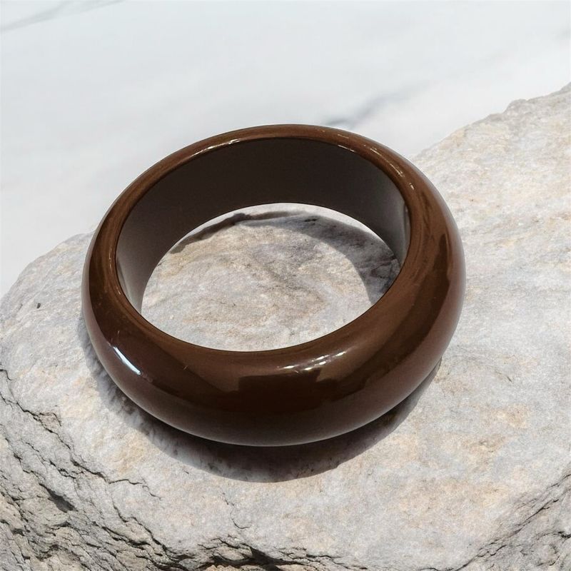 Resin Solid Bangle Chocolate