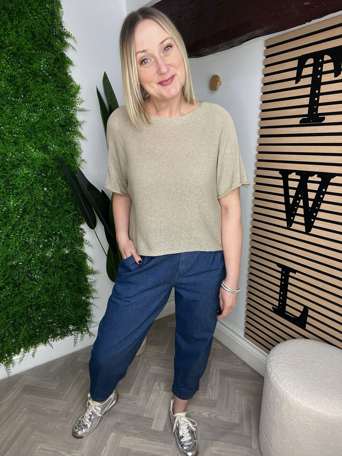 Tapered Pleat Hem Jean - Indigo