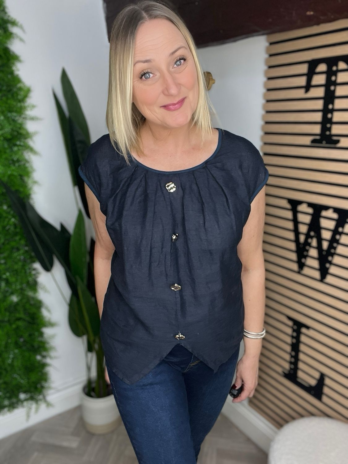 Ruched Side Sleeveless Top - Navy