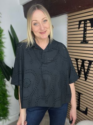 Broderie Anglaise Box Fit Top - Black