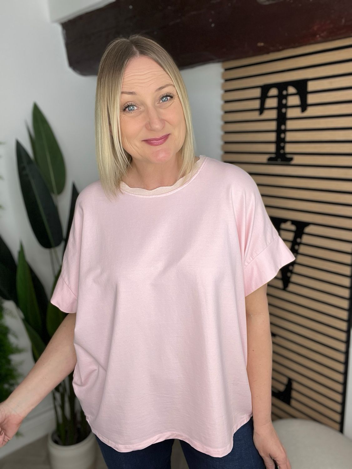 Relaxed Fit Tee - Pink