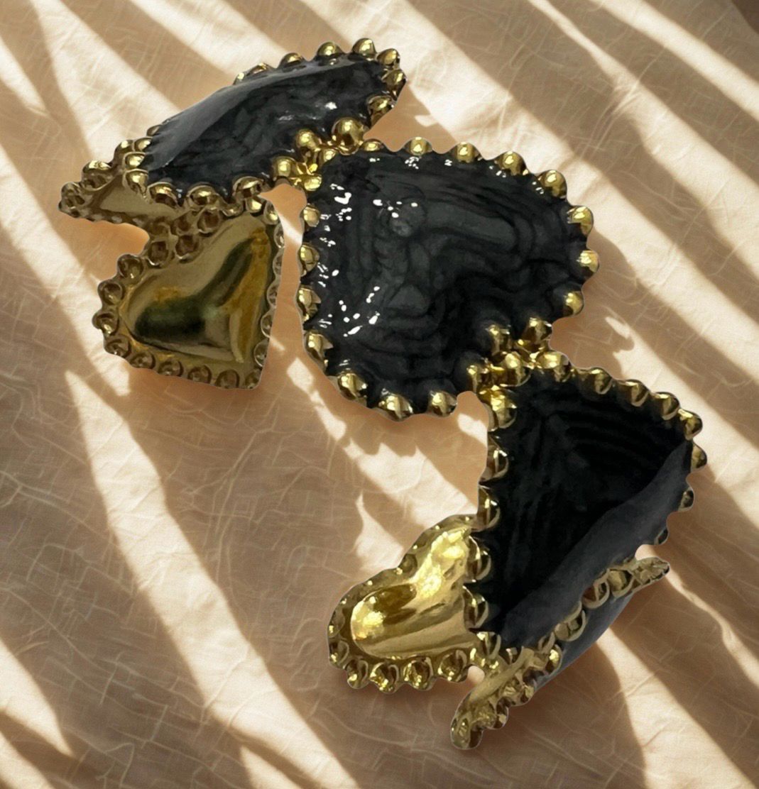 Heart Cuff With Resin Enamel - Black & Gold