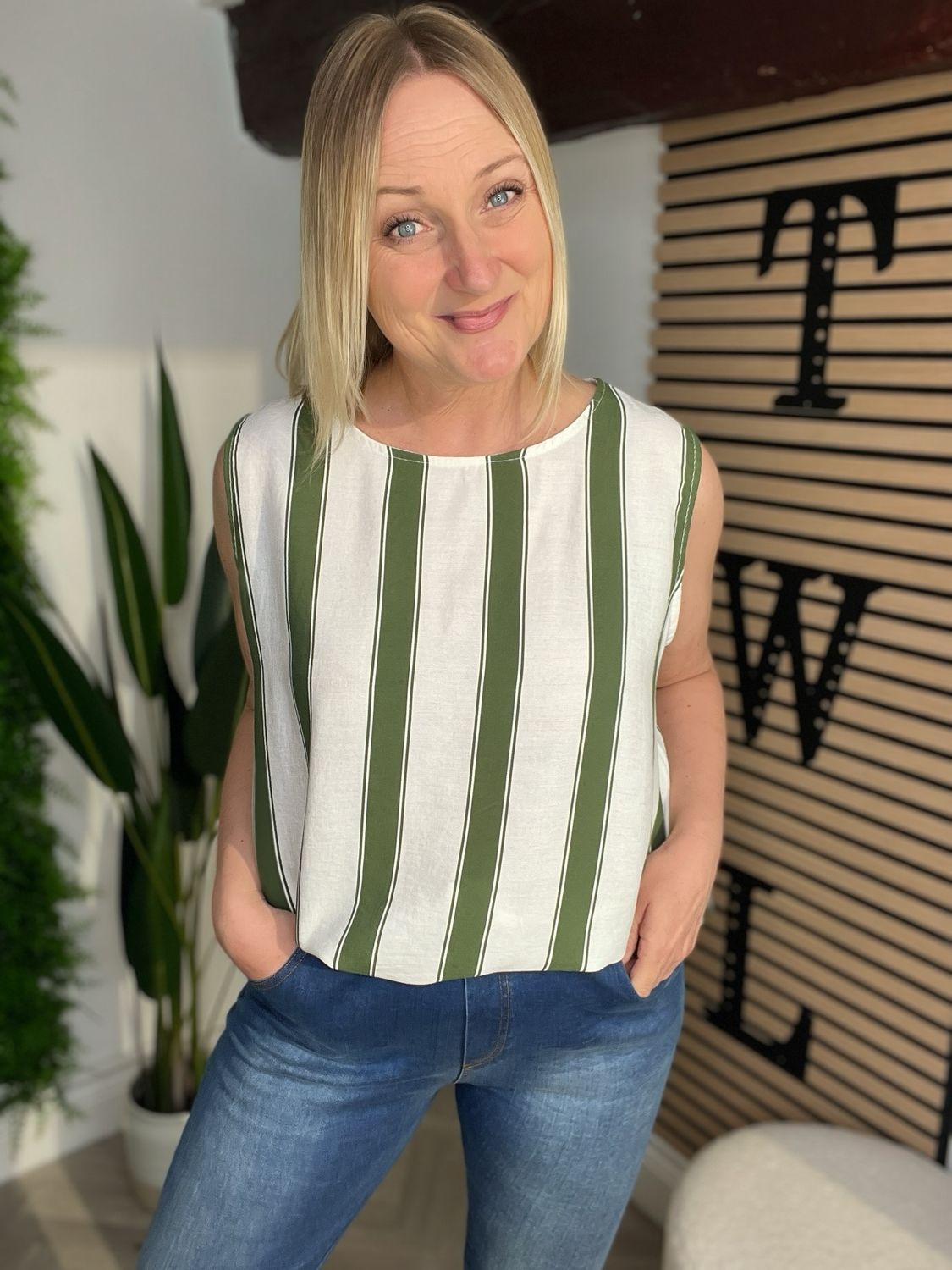 Button Back Sleeveless Top - White & Khaki