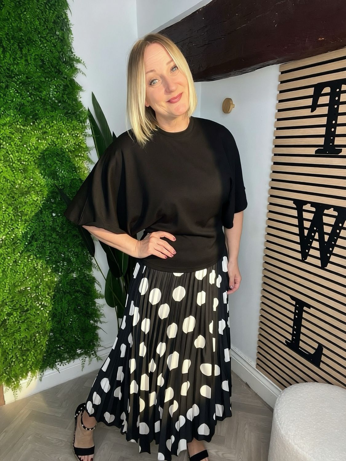 Polka Dot Pleat Skirt - Black & Ecru