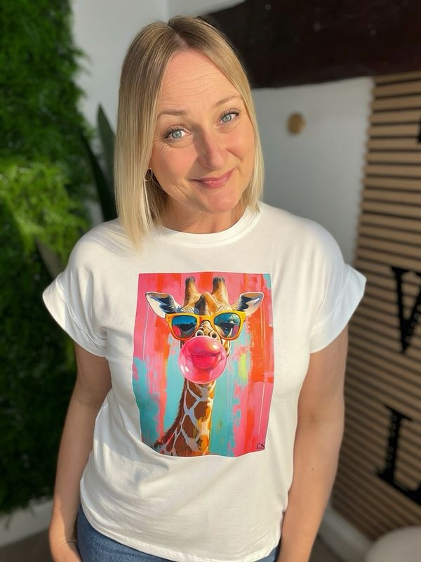Summer Print Tee With Capped Sleeves- Giraffe