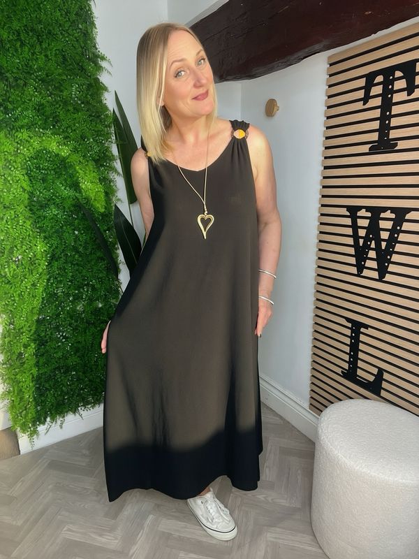 Aline Summer Dress With Wooden Buckle Detail - Black
