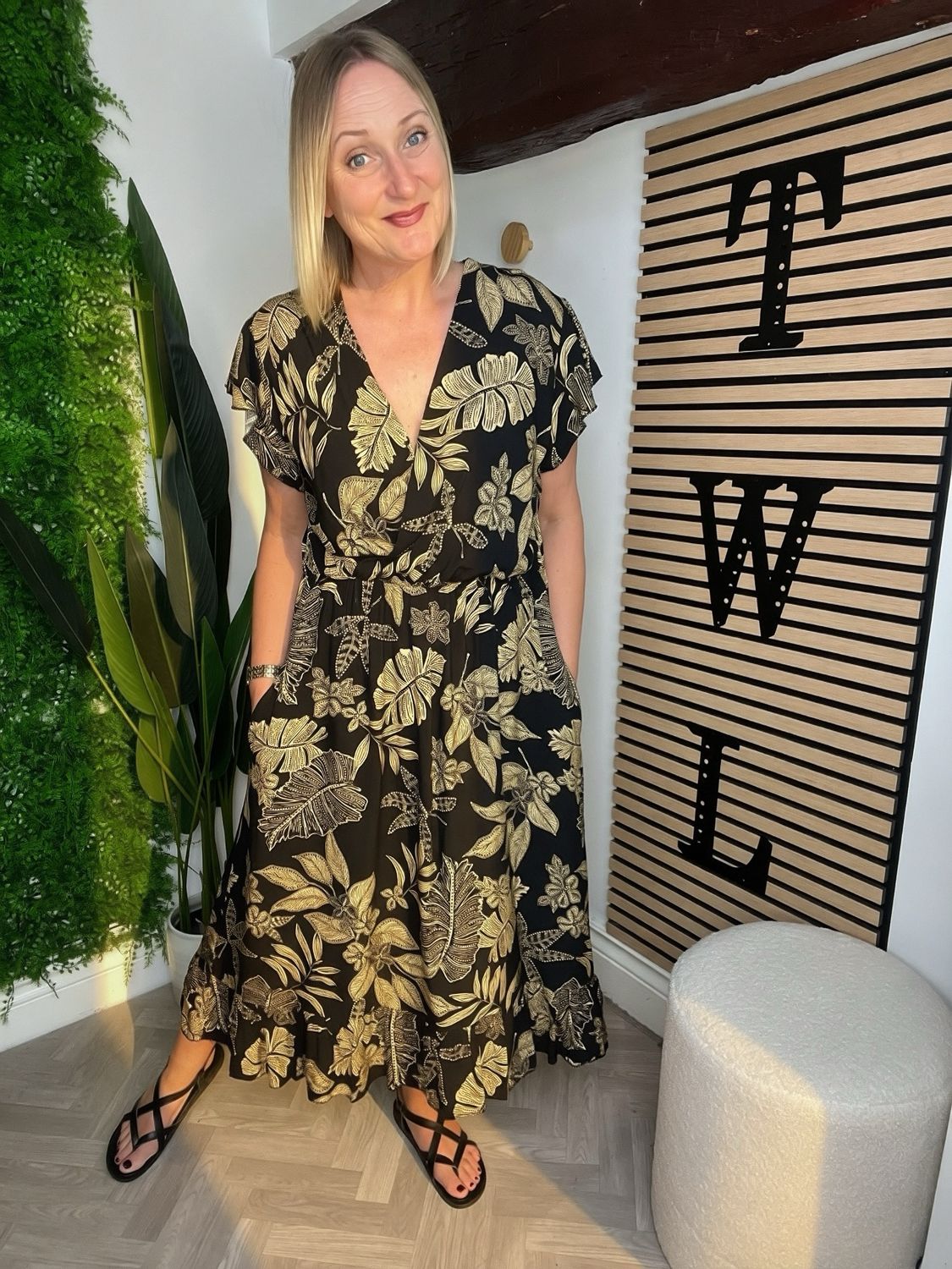 Flutter Sleeve Summer Dress - Black & Ecru Flutter Sleeve Summer Dress - Black & Ecru