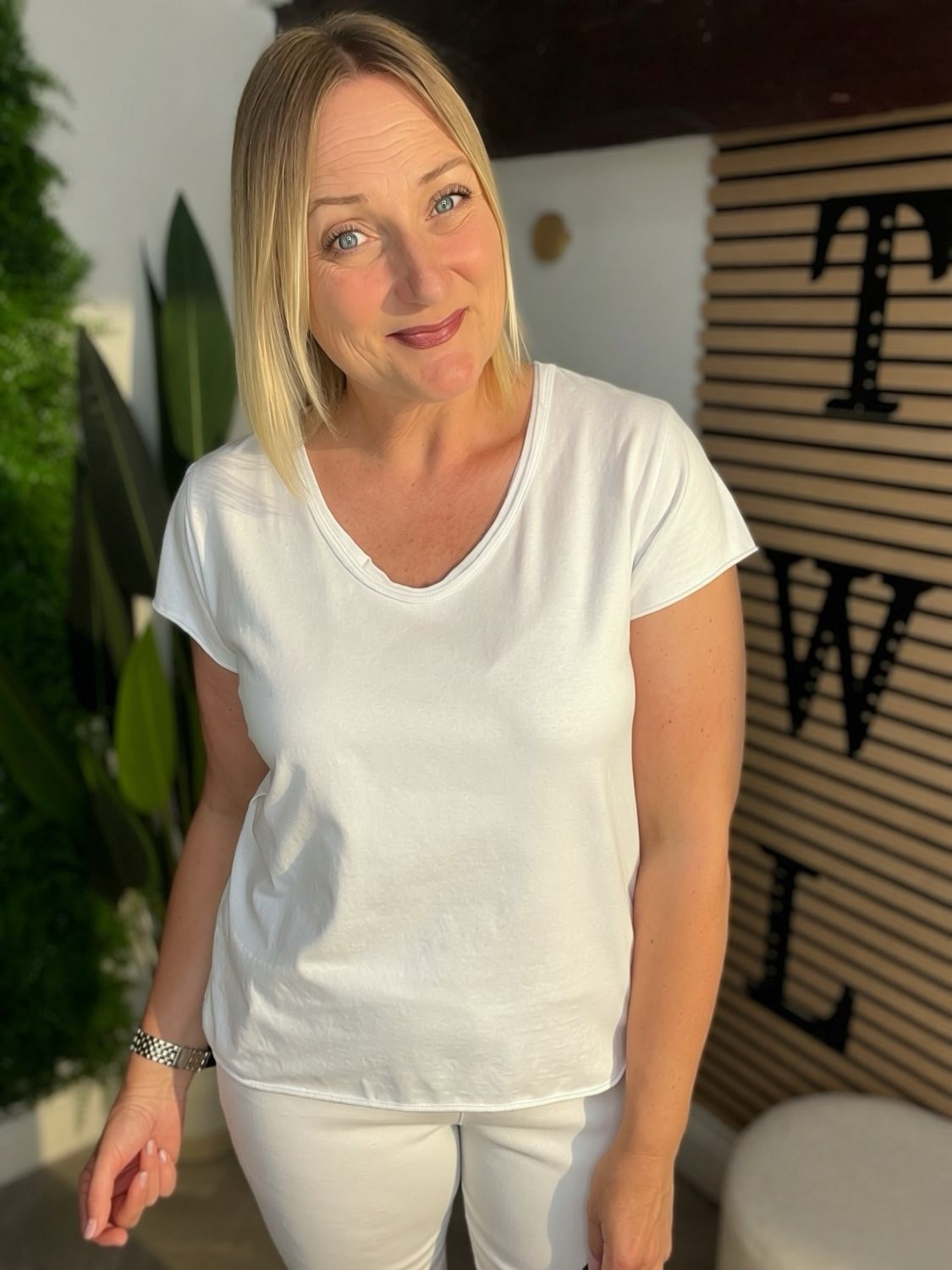 Capped Sleeve Scoop Neck Tee - White