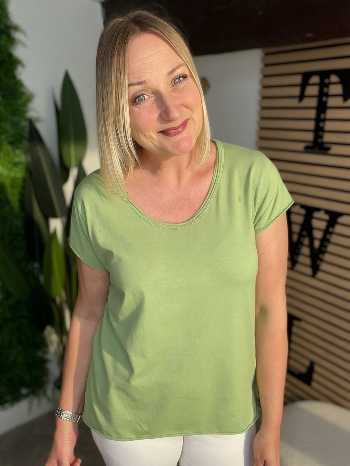Capped Sleeve Scoop Neck Tee - Olive