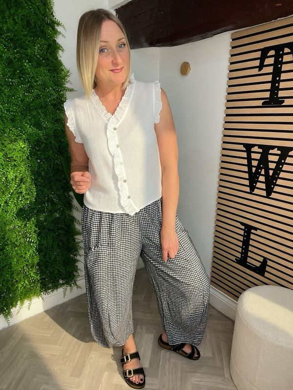 Gingham Barrel Leg Trousers - Black