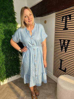 Chambray Button Denim Dress - Light Wash