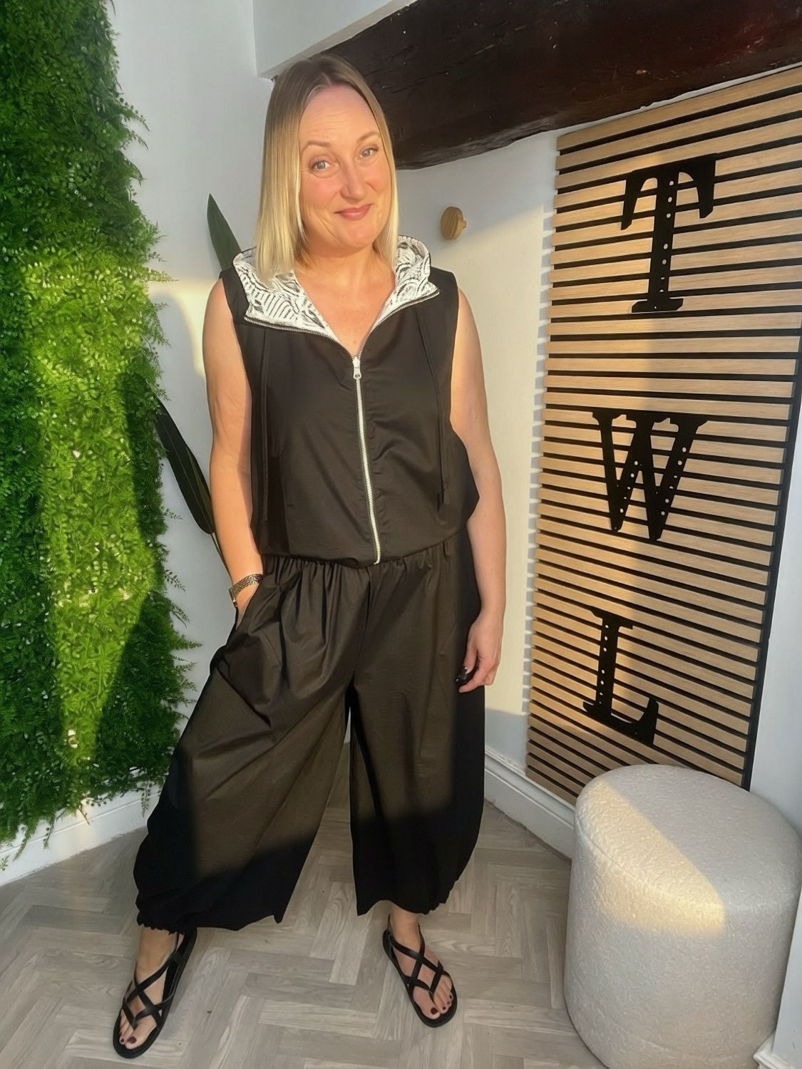 Cotton Balloon Trousers - Black