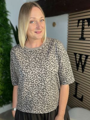 Animal Box Fit Top - Taupe & Chocolate