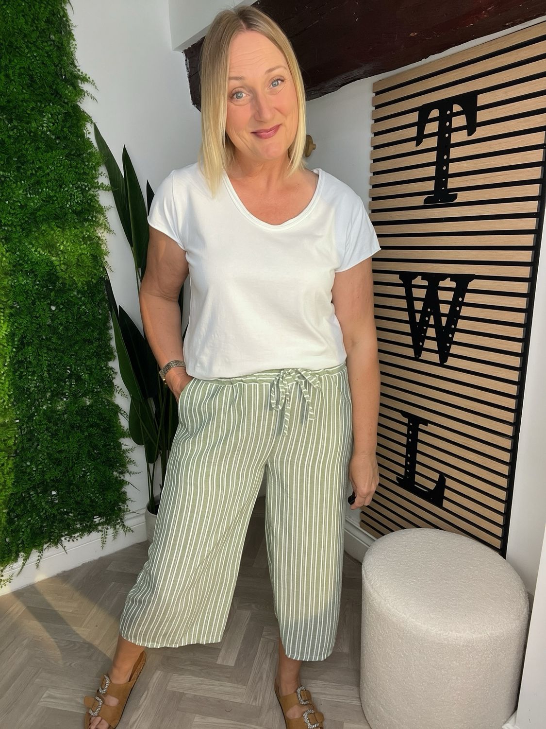 Cropped Drawstring Striped Trousers - Khaki