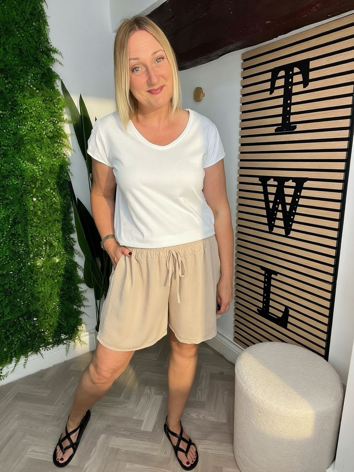 Loose Leg Shorts - Stone
