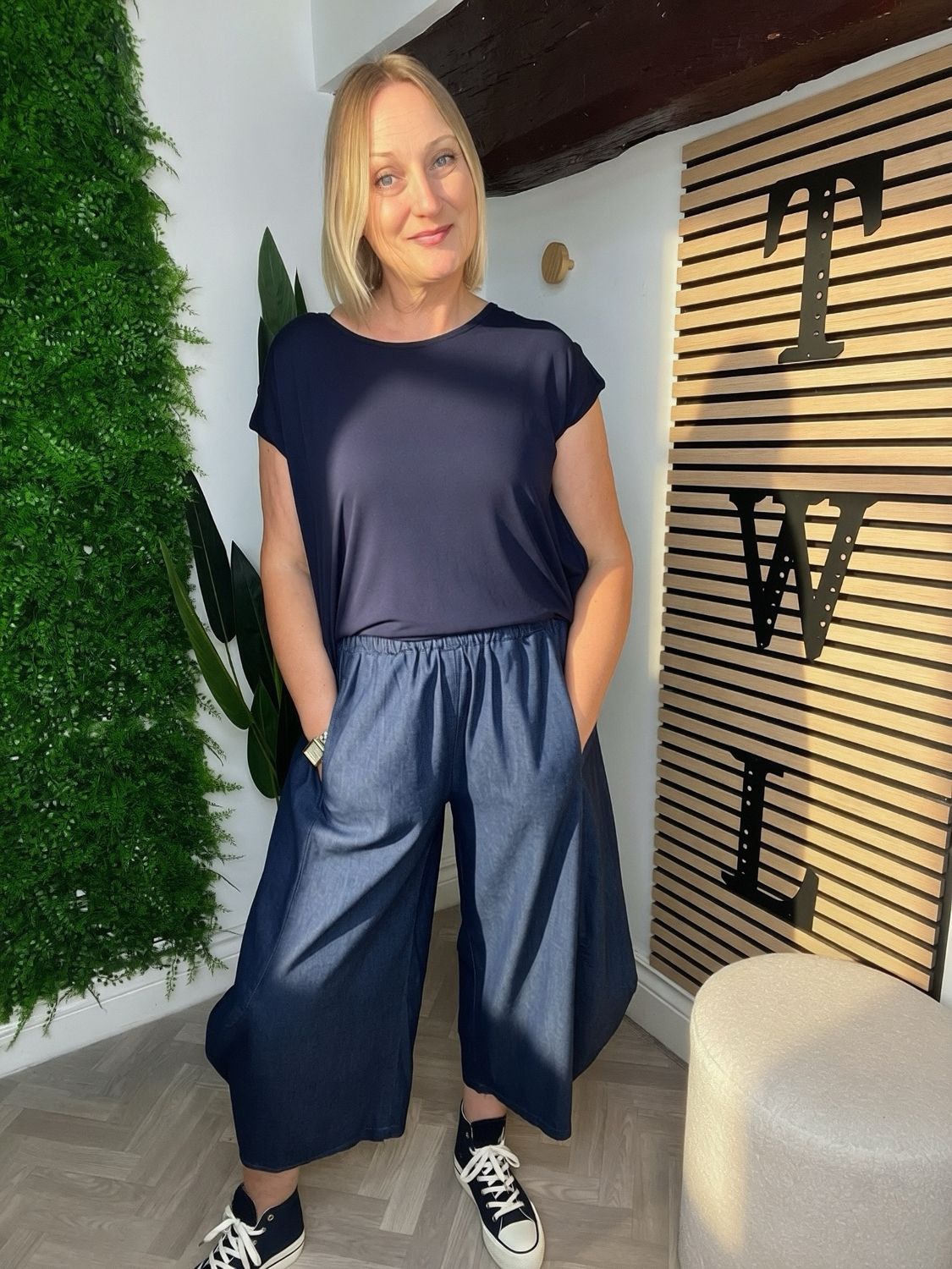 Barrel Chambray Style Trouser - Indigo Blue Barrel Chambray Style Trouser - Indigo Blue