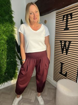 Shirred Stitch Cuffed Hem Trouser - Wine Shirred Stitch Cuffed Hem Trouser - Wine