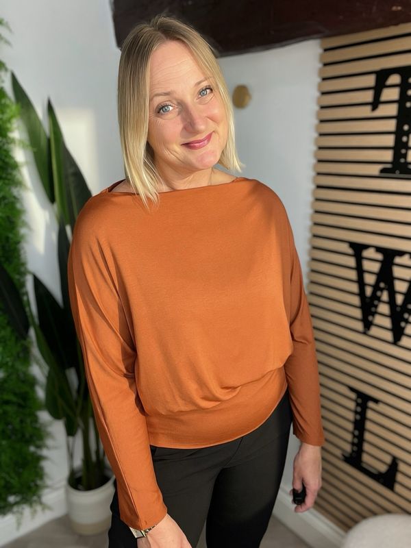 Slash Neck Sleeved Top - Rust