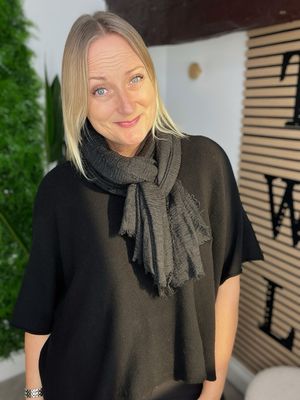 Waffle Scarf - Black