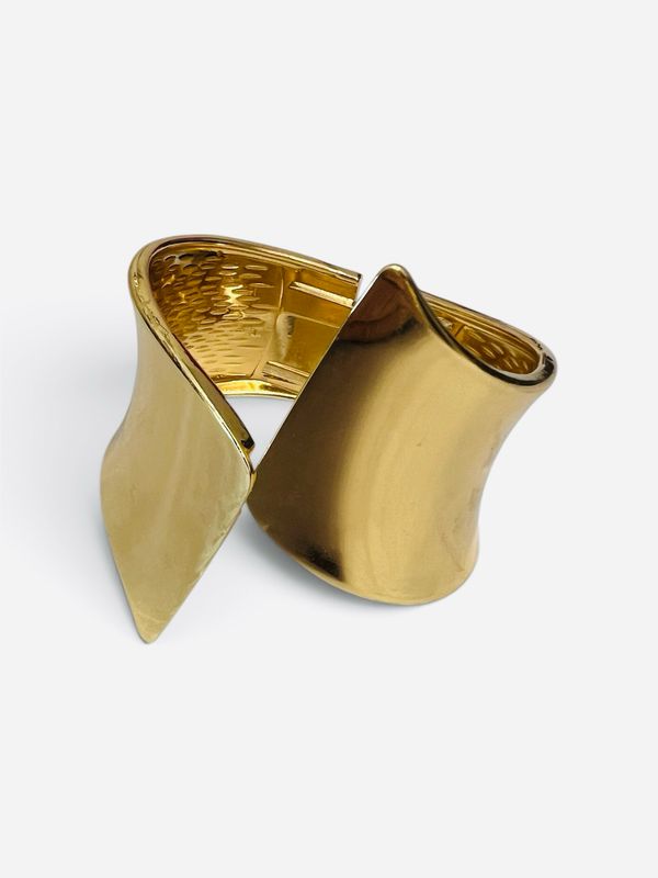 Cuff With Spring Opening- Gold