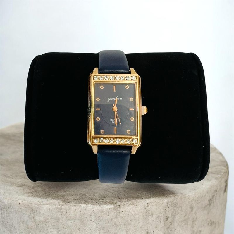 Fashion Watch Faux Leather Strap - Blue